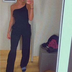 Black One-Shoulder Jumpsuit